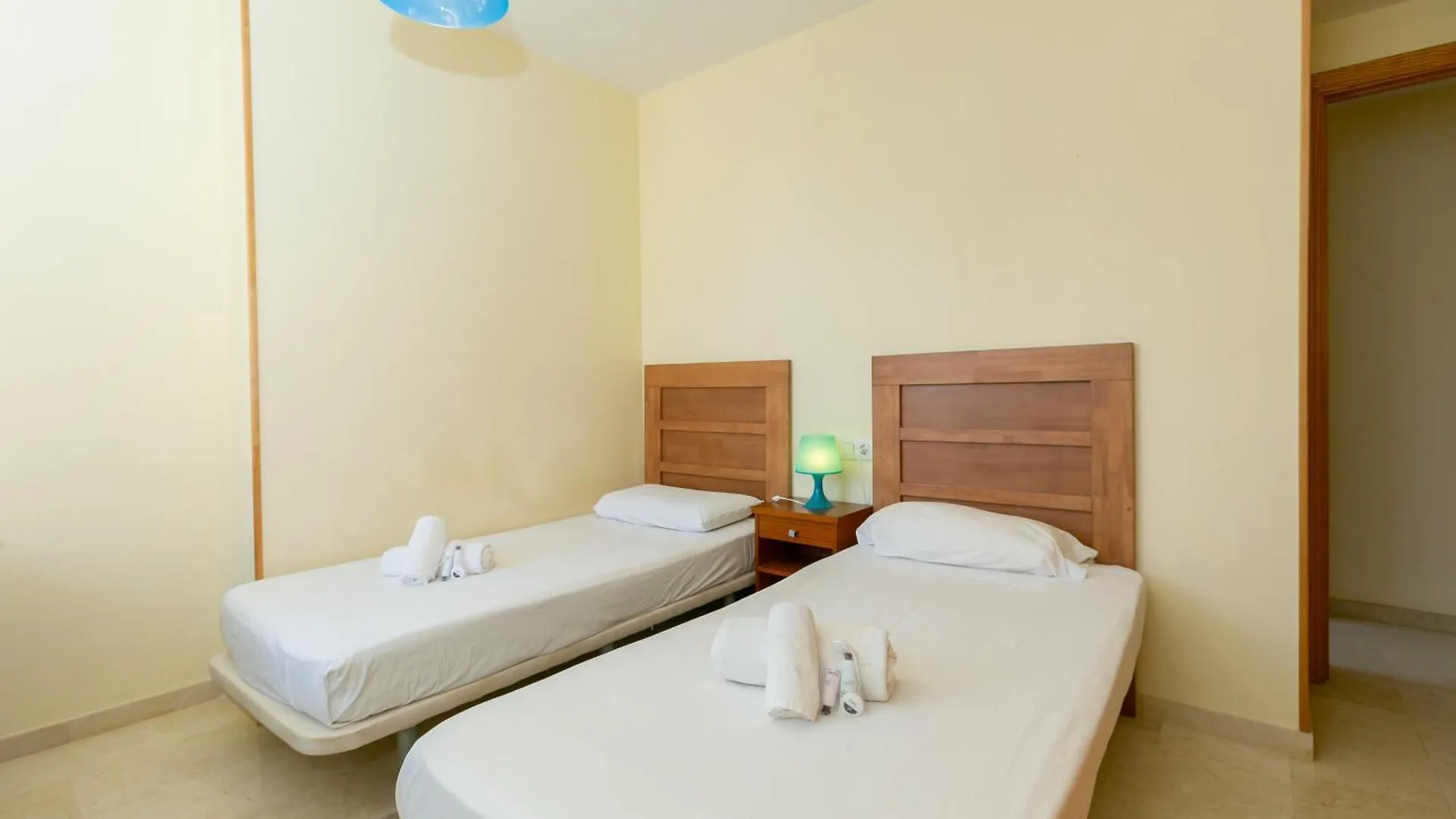 Tranquilo apartamento junto al campo de Golf 미하스 아파트
